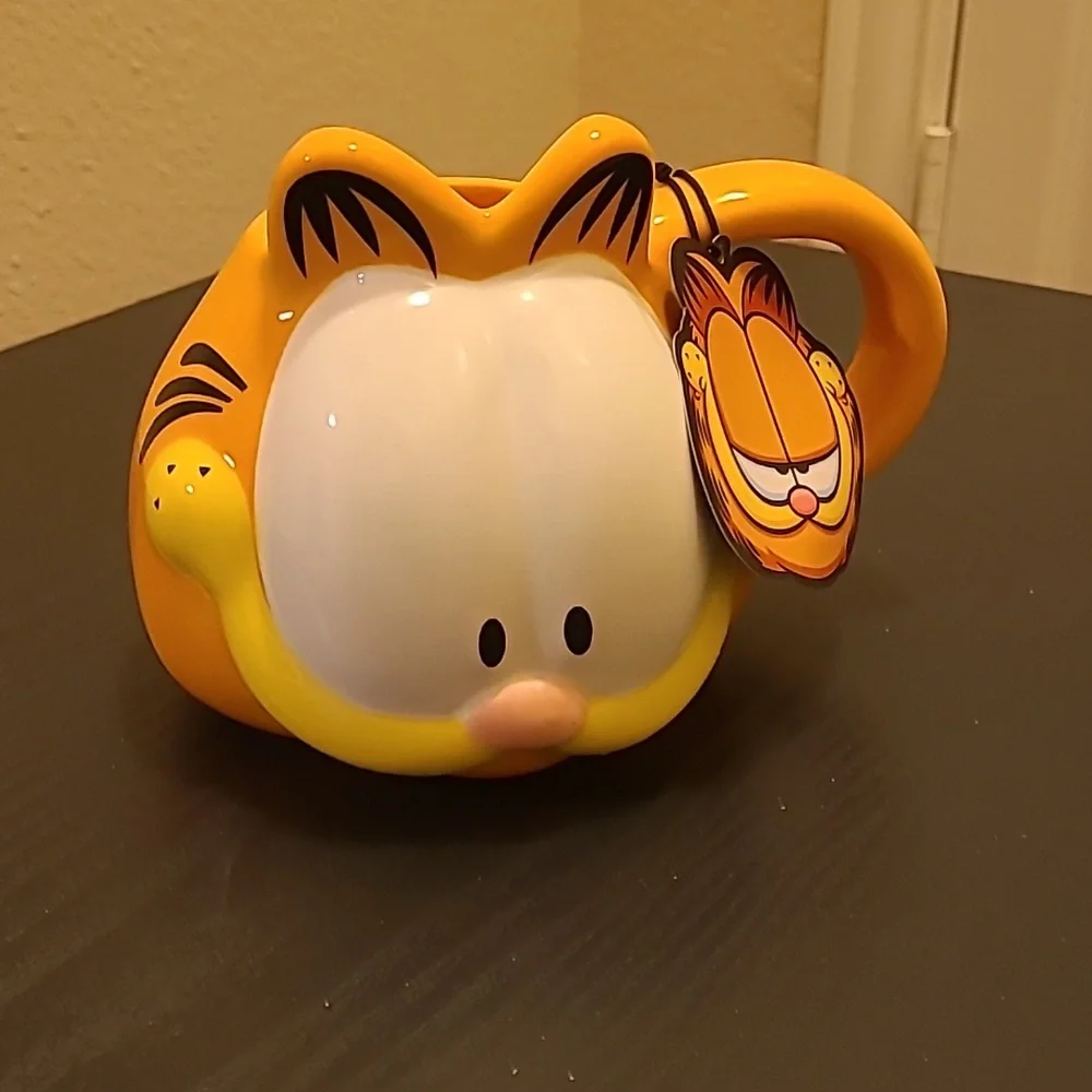 Garfield 19oz Mug with Matching Bag Clips - Picture 8 of 8